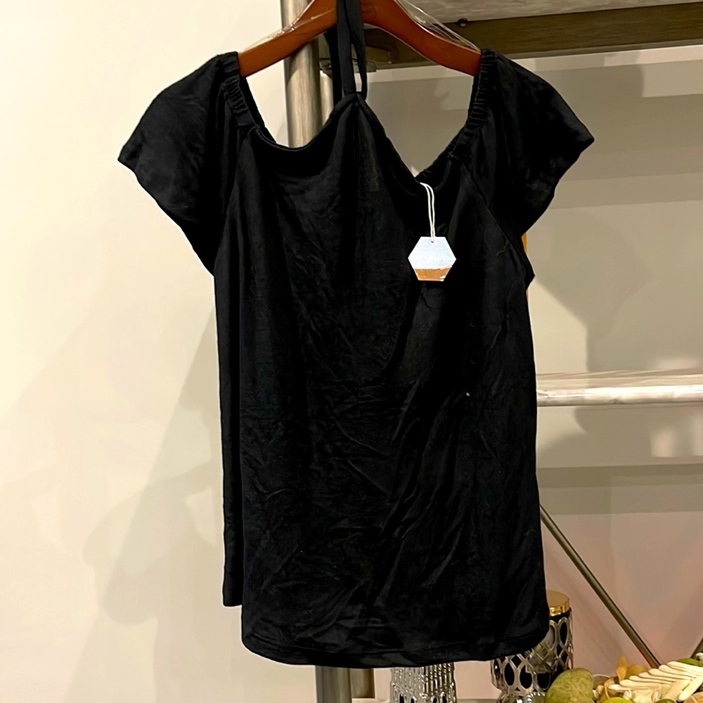 NWT Off-shoulder maternity shirt